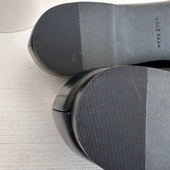 New Cole Haan Black Leather Pointed Toe Elegant Flats Women’s 8B - Picture 13 of 14